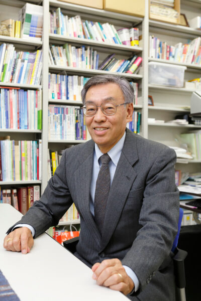 神戸市シルバーカレッジ学長 前田潔